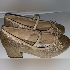 Girls formal heels gold , NWT